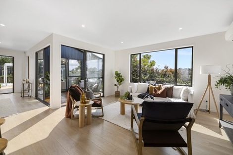Photo of property in 102 Moffat Road, Bethlehem, Tauranga, 3110