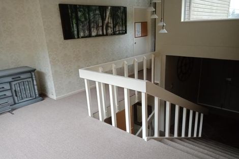 Photo of property in 68b Chatsworth Road, Silverstream, Upper Hutt, 5019