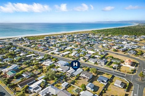 Photo of property in 75 Ruakaka Beach Road, Ruakaka, 0116