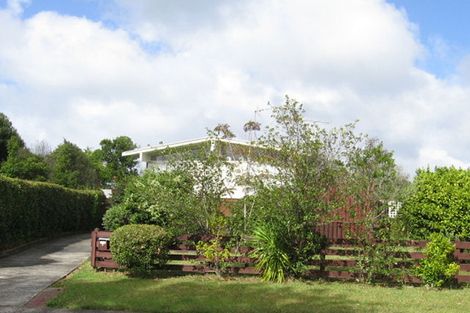 Photo of property in 7 Pipitea Place, Massey, Auckland, 0614