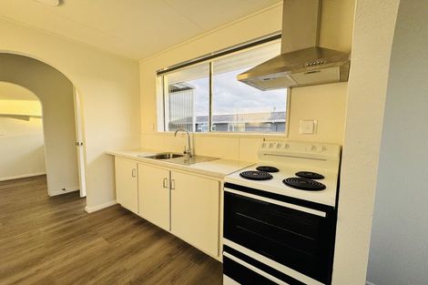 Photo of property in 2 Paisley Street, Kew, Invercargill, 9812