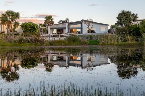 Photo of property in 5 Hana Udy Place, Paraparaumu Beach, Paraparaumu, 5032