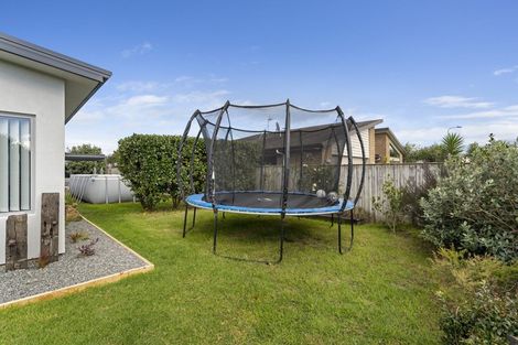 Photo of property in 44 Kotuku Drive, Paraparaumu Beach, Paraparaumu, 5032