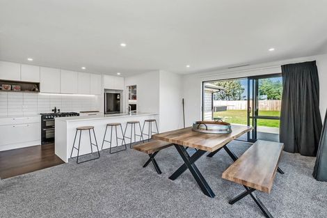 Photo of property in 9 Huntaway Lane, Dunsandel, 7682