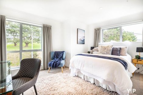 Photo of property in 10 Middleton Road, Johnsonville, Wellington, 6037