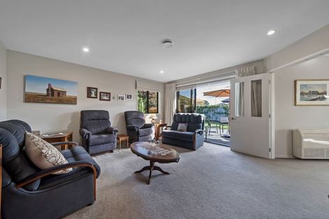 Photo of property in 16 Gilchrist Place, Kaiapoi, 7630