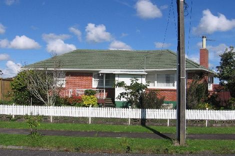 Photo of property in 6 Paul Place, Pakuranga, Auckland, 2010