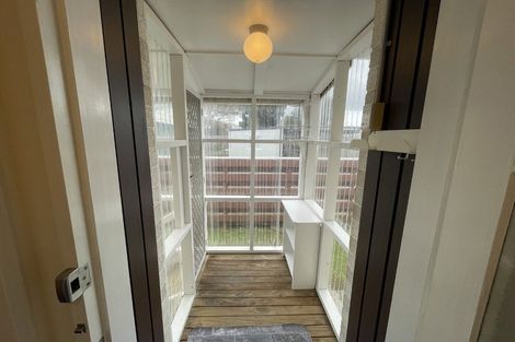 Photo of property in 4/21 Seddon Street, Wallaceville, Upper Hutt, 5018