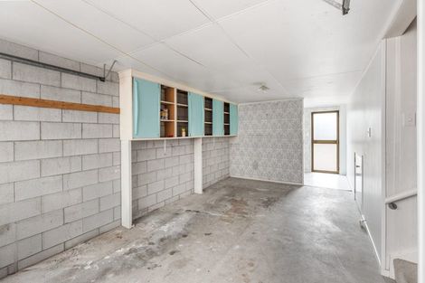 Photo of property in 1/34 Majesty Place, Half Moon Bay, Auckland, 2012