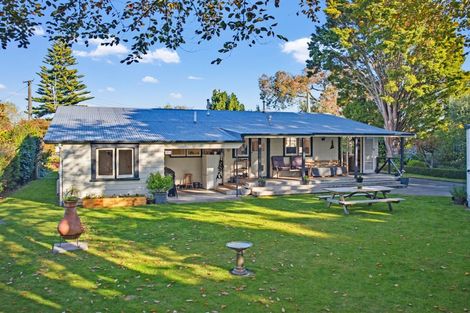 Photo of property in 43 Norfolk Crescent, Feilding, 4702