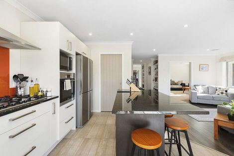 Photo of property in 88b Endeavour Drive, Whitby, Porirua, 5024