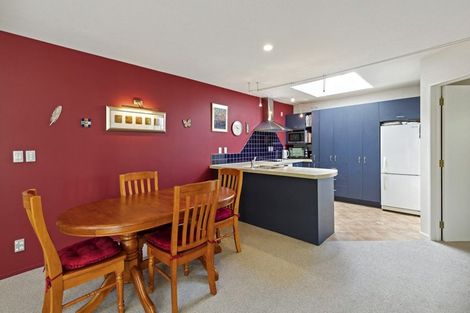 Photo of property in 3/24 Wernham Place, Northcote, Auckland, 0626