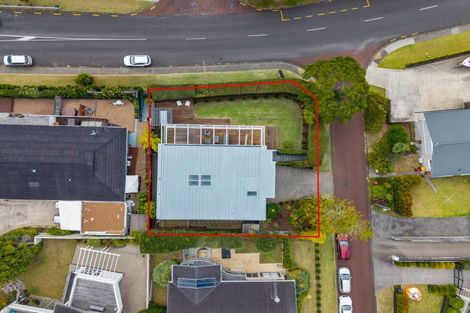 Photo of property in 1 Endymion Place, Half Moon Bay, Auckland, 2012