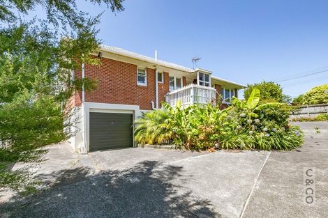 Photo of property in 94 Colwill Road, Massey, Auckland, 0614