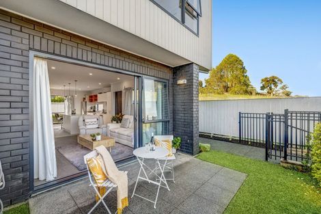 Photo of property in 13 Maureen Close, East Tamaki Heights, Auckland, 2016