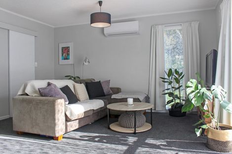 Photo of property in 8/2 Burdendale Grove, Churton Park, Wellington, 6037