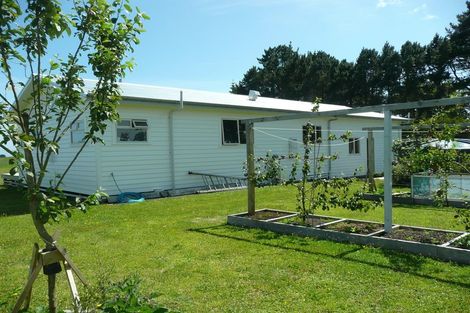 Photo of property in 636 Inland Road North, Onaero, Waitara, 4383