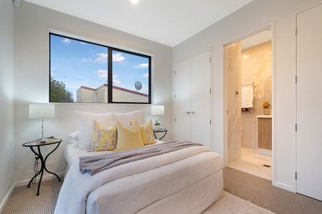 Photo of property in 11a Hebron Road, Waiake, Auckland, 0630