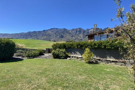 Photo of property in 7 Skye Lane, Jacks Point, Queenstown, 9371