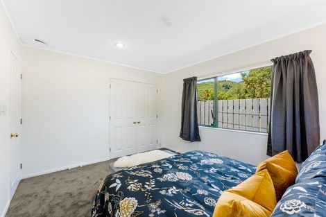 Photo of property in 3 Dover Road, Wainuiomata, Lower Hutt, 5014