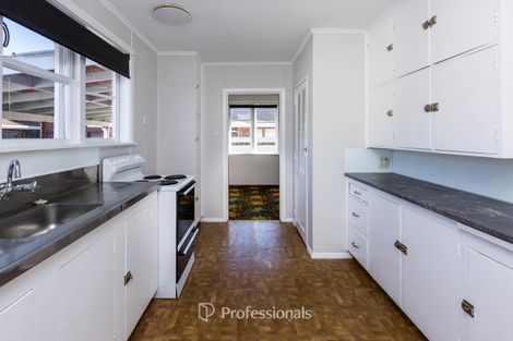 Photo of property in 15 Gower Street, Silverstream, Upper Hutt, 5019