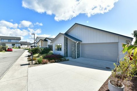 Photo of property in 14 Kiwa Crescent, Gulf Harbour, Whangaparaoa, 0930