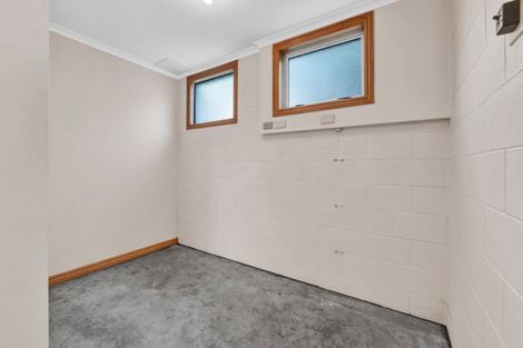 Photo of property in 64 Waiwaka Terrace, Strandon, New Plymouth, 4312