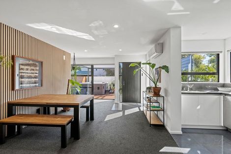 Photo of property in 5 Shingle Lane, Sydenham, Christchurch, 8023