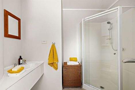 Photo of property in 22 Coromandel Crescent, Mairangi Bay, Auckland, 0630