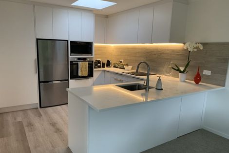 Photo of property in 2/59 Maxwelton Drive, Mairangi Bay, Auckland, 0630