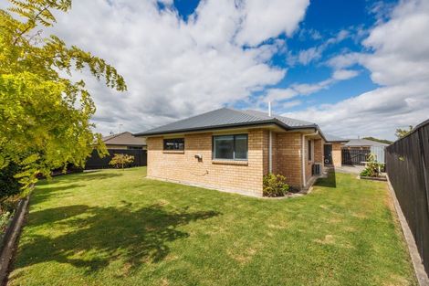 Photo of property in 49 Peter Hall Drive, Kelvin Grove, Palmerston North, 4414