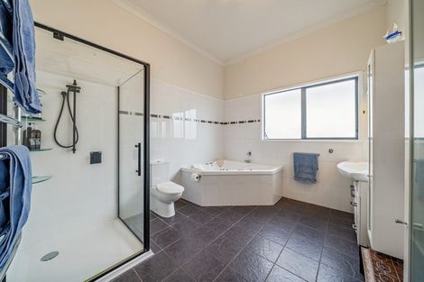 Photo of property in 55 Bristol Square, Hutt Central, Lower Hutt, 5010