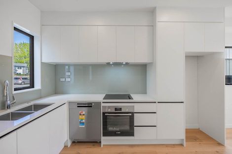 Photo of property in 6/57 Kervil Avenue, Te Atatu Peninsula, Auckland, 0610