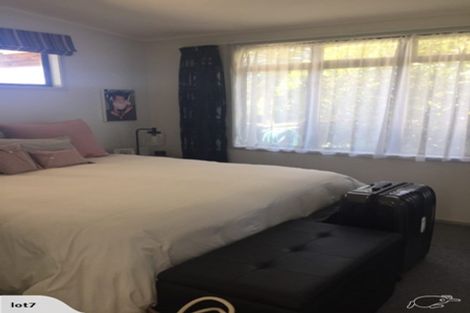 Photo of property in 51 Minaret Drive, Bucklands Beach, Auckland, 2014