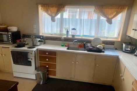 Photo of property in 2/13 Hoteo Avenue, Papatoetoe, Auckland, 2025