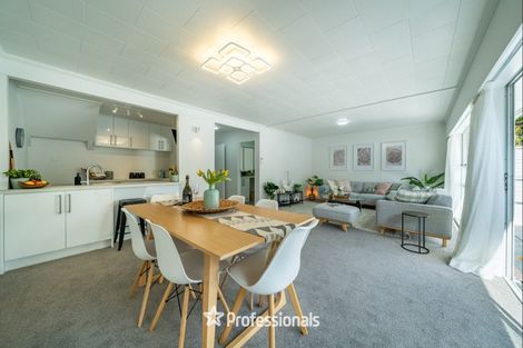 Photo of property in 8b Wai-iti Crescent, Woburn, Lower Hutt, 5010