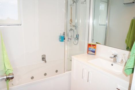 Photo of property in 21 Kuparu Place, Ruakaka, 0116