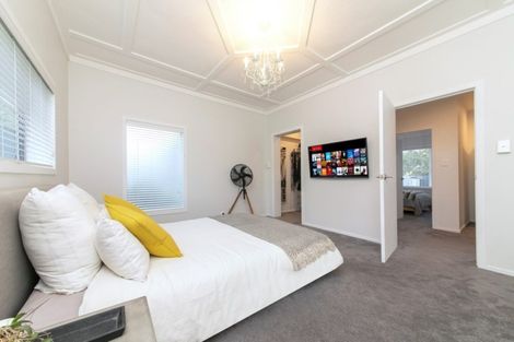 Photo of property in 87 Nikau Street, New Lynn, Auckland, 0600