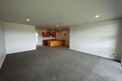 Photo of property in 1/63 Kestev Drive, Flat Bush, Auckland, 2016