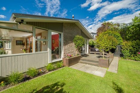 Photo of property in 72 Woodbury Street, Russley, Christchurch, 8042