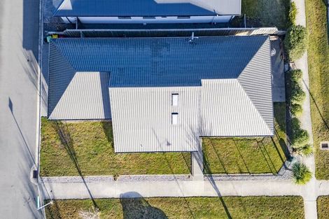 Photo of property in 42 Whakatipu Street, Pegasus, 7612