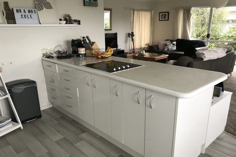Photo of property in 1/28 Rewarewa Road, Te Atatu Peninsula, Auckland, 0610
