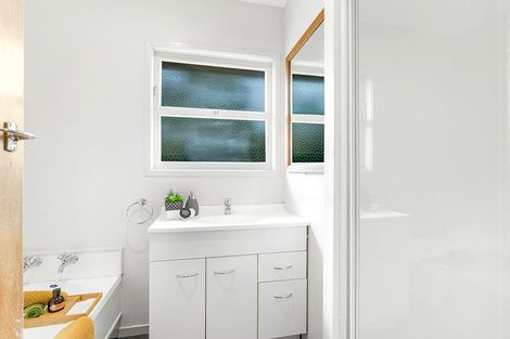 Photo of property in 12 Somme Crescent, Hillcrest, Hamilton, 3216
