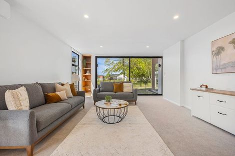 Photo of property in 13 Pembrook Close, Rangiora, 7400