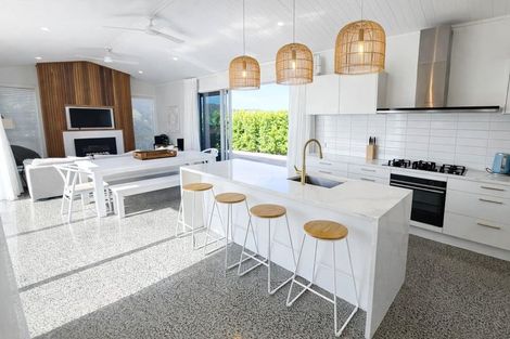 Photo of property in 218 Hamiora Street, Matarangi, 3592