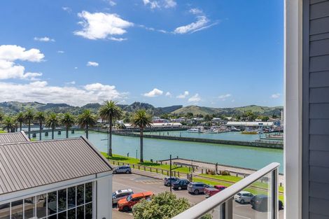 Photo of property in Marina View Apartments, 303/4 Reads Quay, Gisborne, 4010