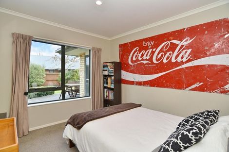 Photo of property in 30 John Morel Place, Parklands, Christchurch, 8083