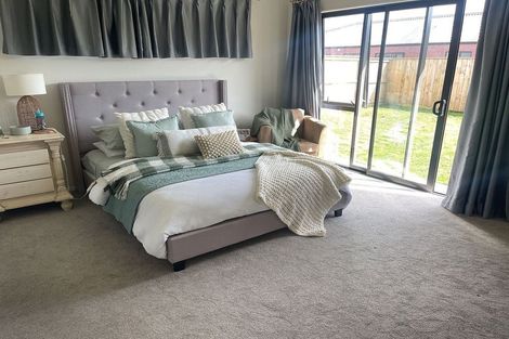 Photo of property in 9 Benjamin Place, Clevedon, 2582