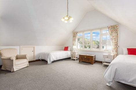 Photo of property in 6 Cheviot Road, Lowry Bay, Lower Hutt, 5013