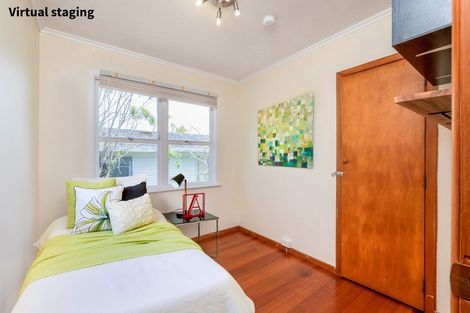 Photo of property in 38 Cyclarama Crescent, Massey, Auckland, 0614